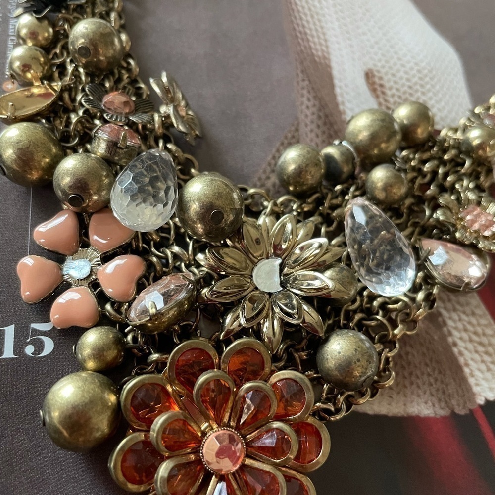 COPY - Statement necklace - Picture 3 of 3